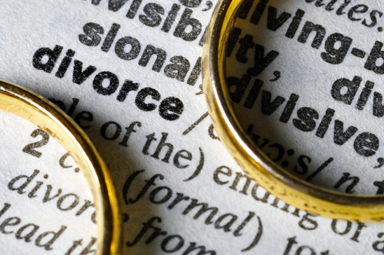 Low Down Payment Car Loans After Divorce for the People in Marlow Heights at Auto Giants
